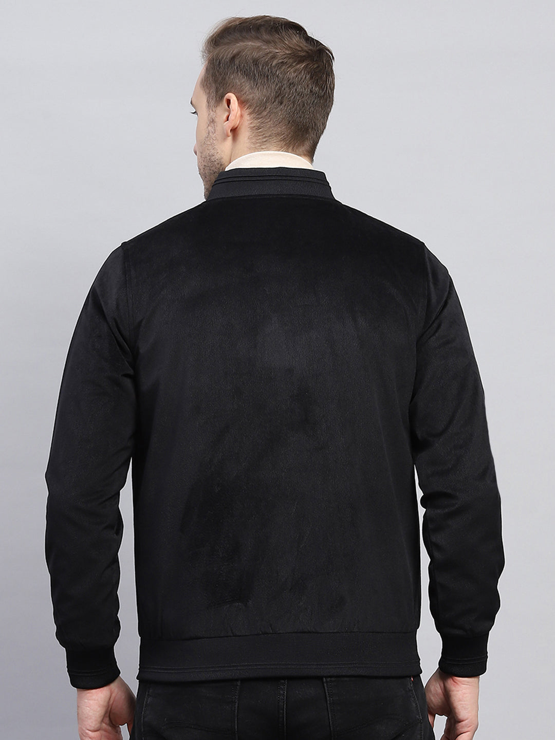 Men Black Solid Mock Neck Full Sleeve Jacket