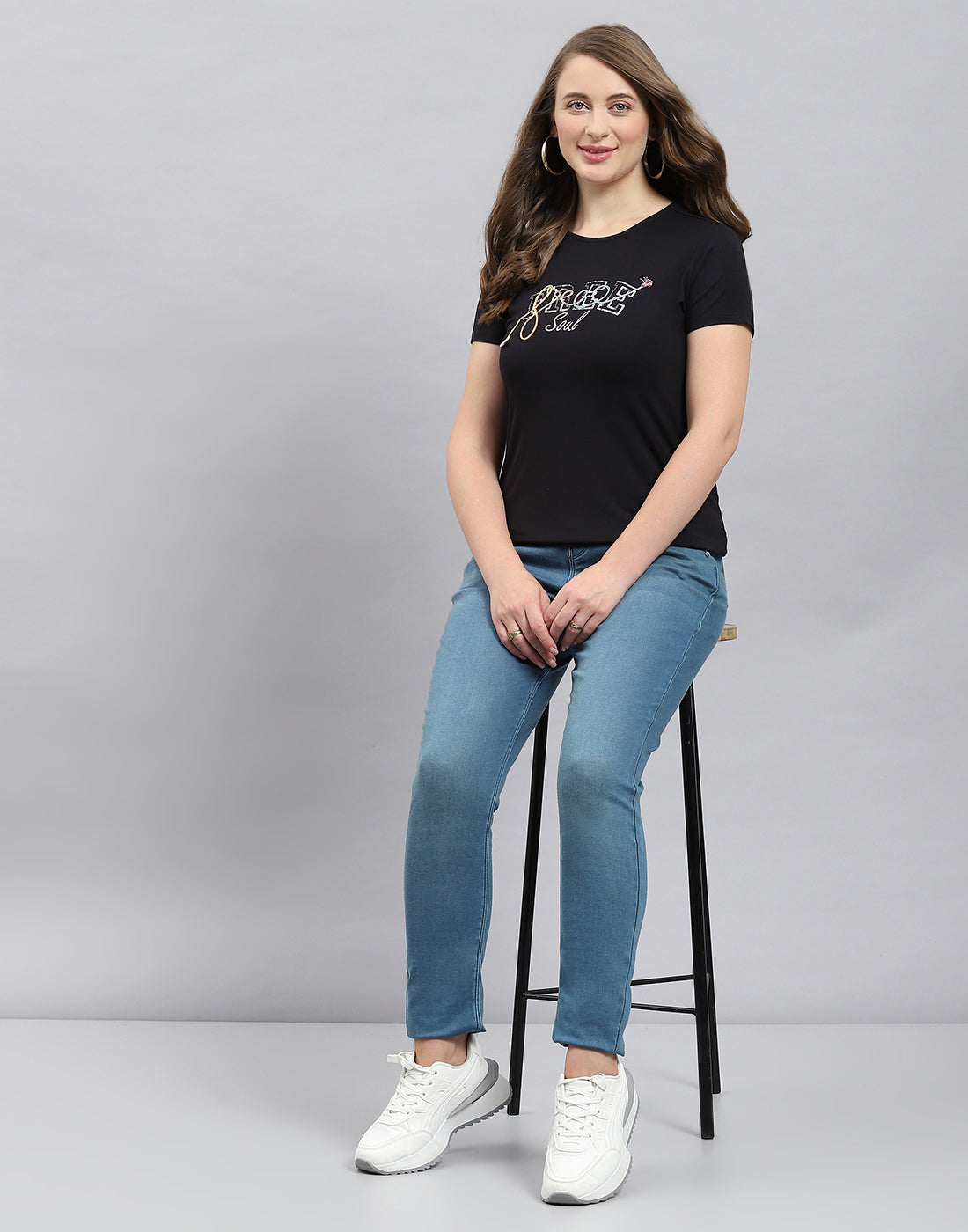 Women Black Solid Round Neck Half Sleeve Top