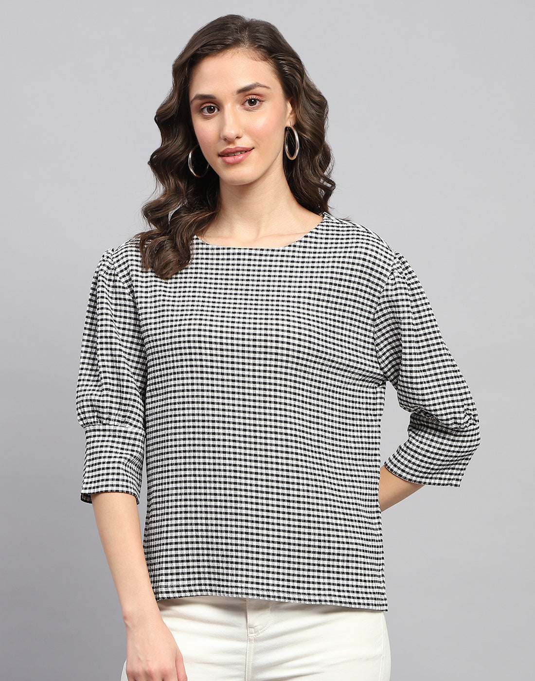 Women Black Check Round Neck 3/4th Sleeve Top