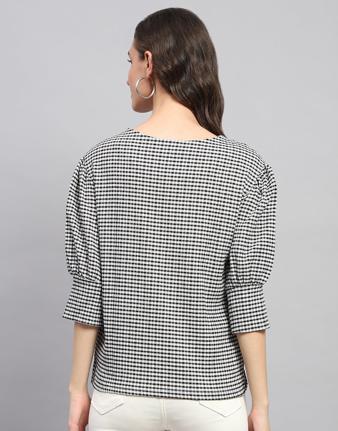 Women Black Check Round Neck 3/4th Sleeve Top