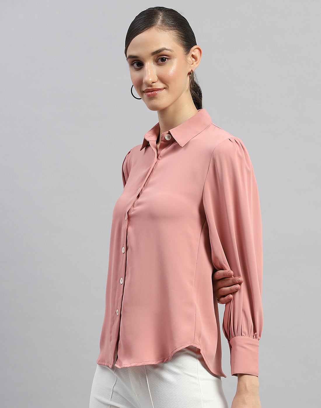 Women Pink Solid Collar Full Sleeve Winter Top