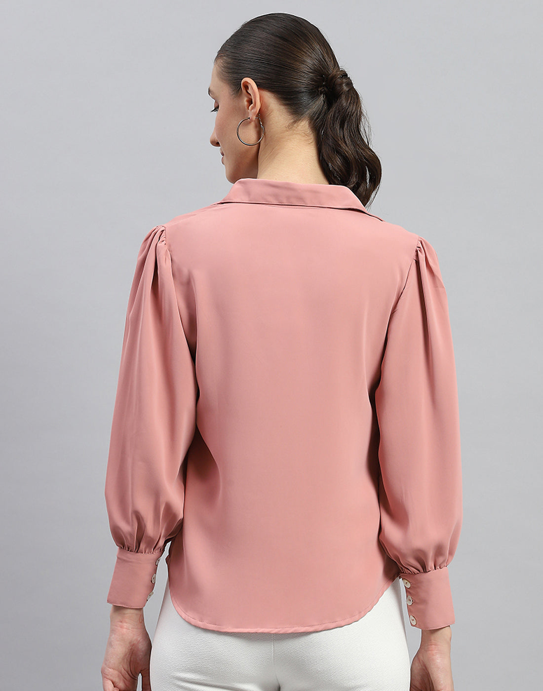 Women Pink Solid Collar Full Sleeve Winter Top