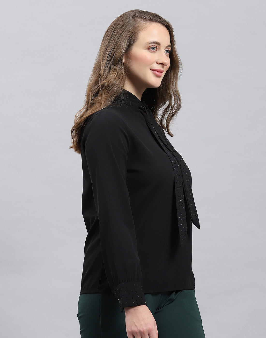 Women Black Solid Mock Neck Full Sleeve Winter Top