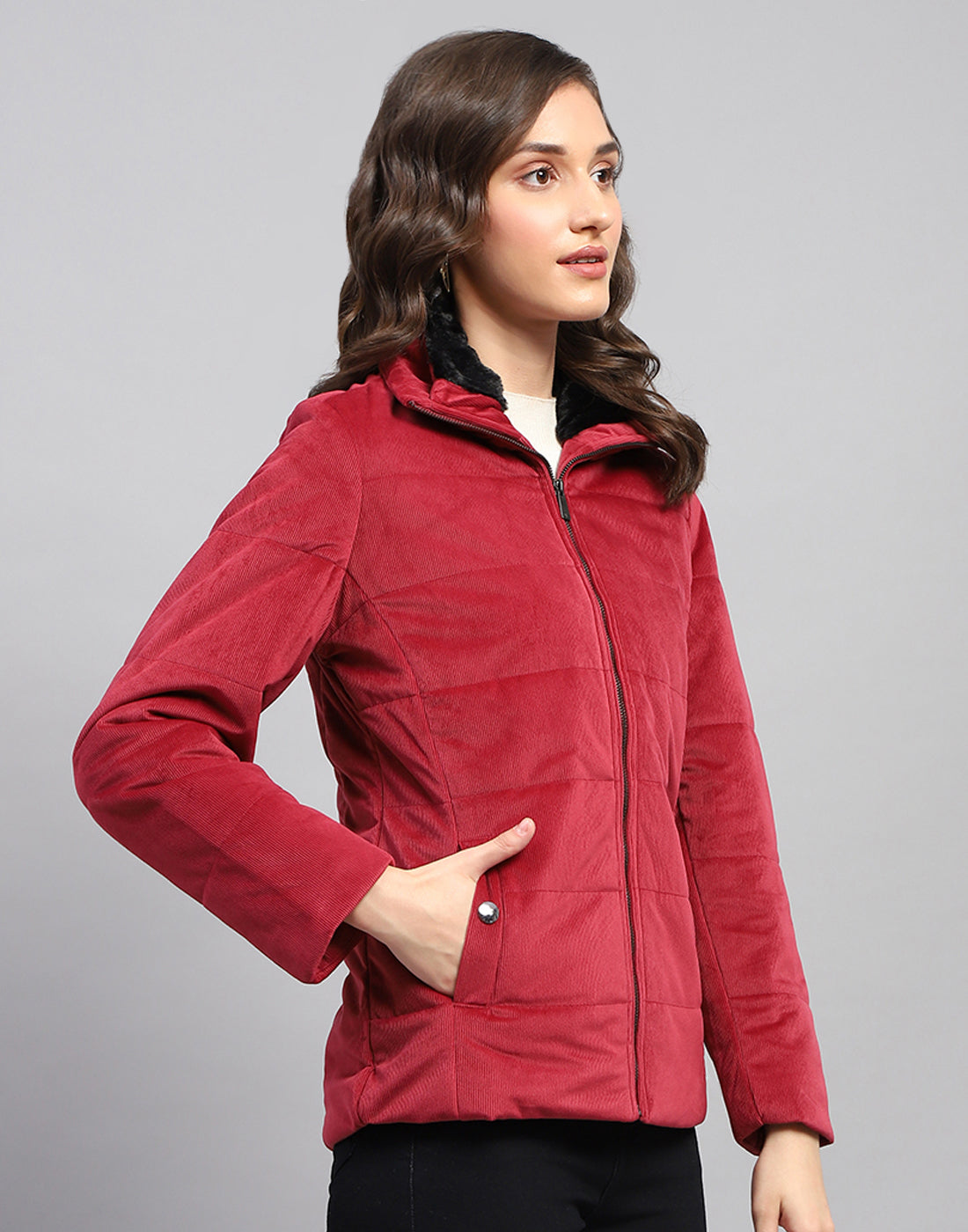 Women Pink Solid High Neck Full Sleeve Jacket