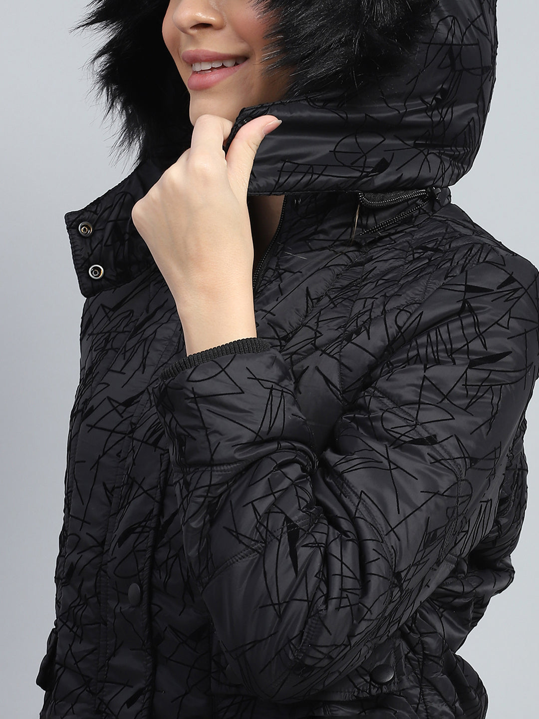 Women Black Solid Hooded Full Sleeve Jacket