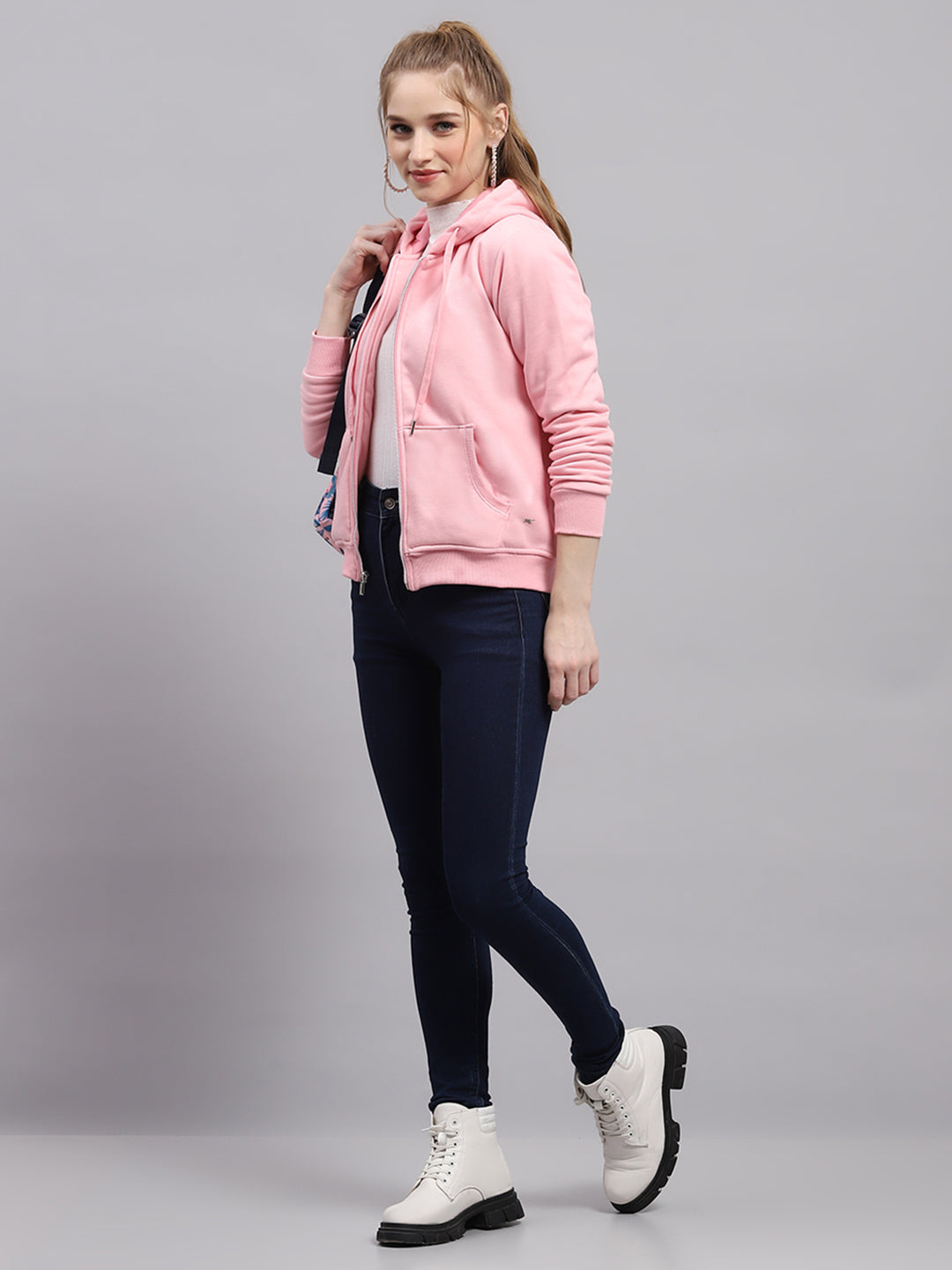 Women Pink Solid Hooded Full Sleeve Sweatshirt