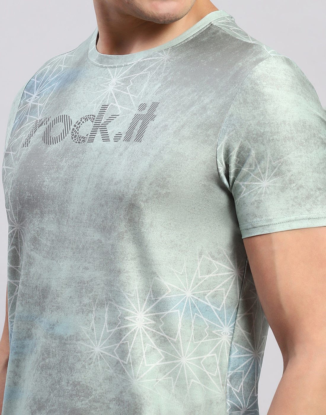 Men Green Printed Round Neck Half Sleeve T-Shirt