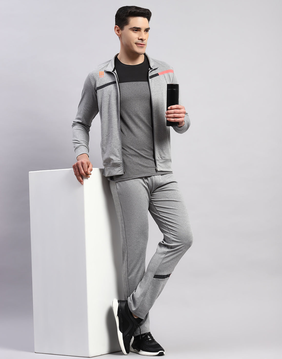 Men Grey Solid Mock Neck Full Sleeve Tracksuit