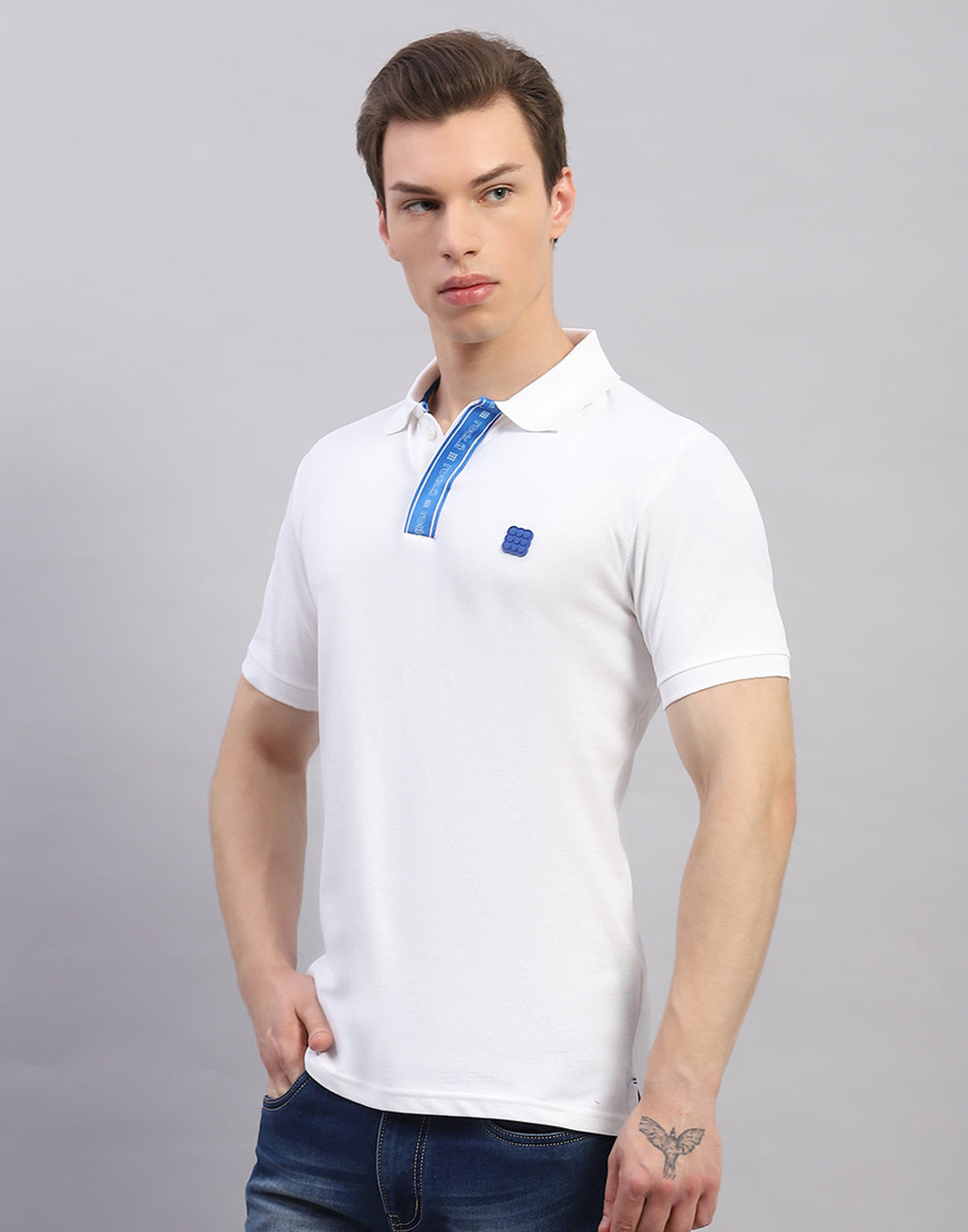 Men White Solid Polo Collar Half Sleeve T-Shirt