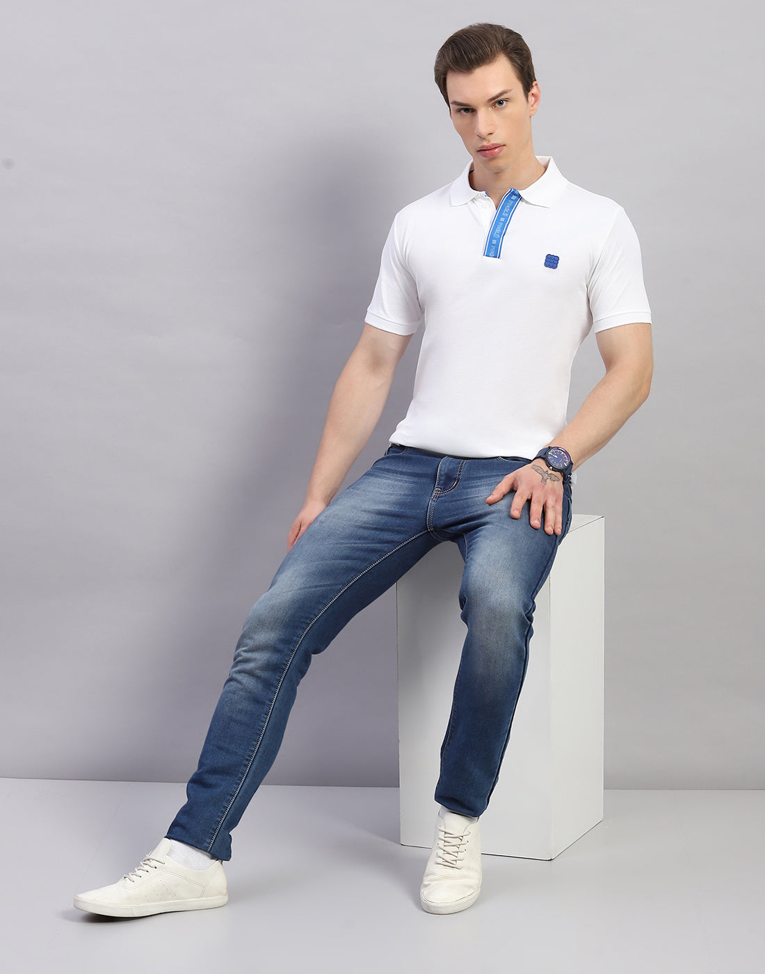 Men White Solid Polo Collar Half Sleeve T-Shirt