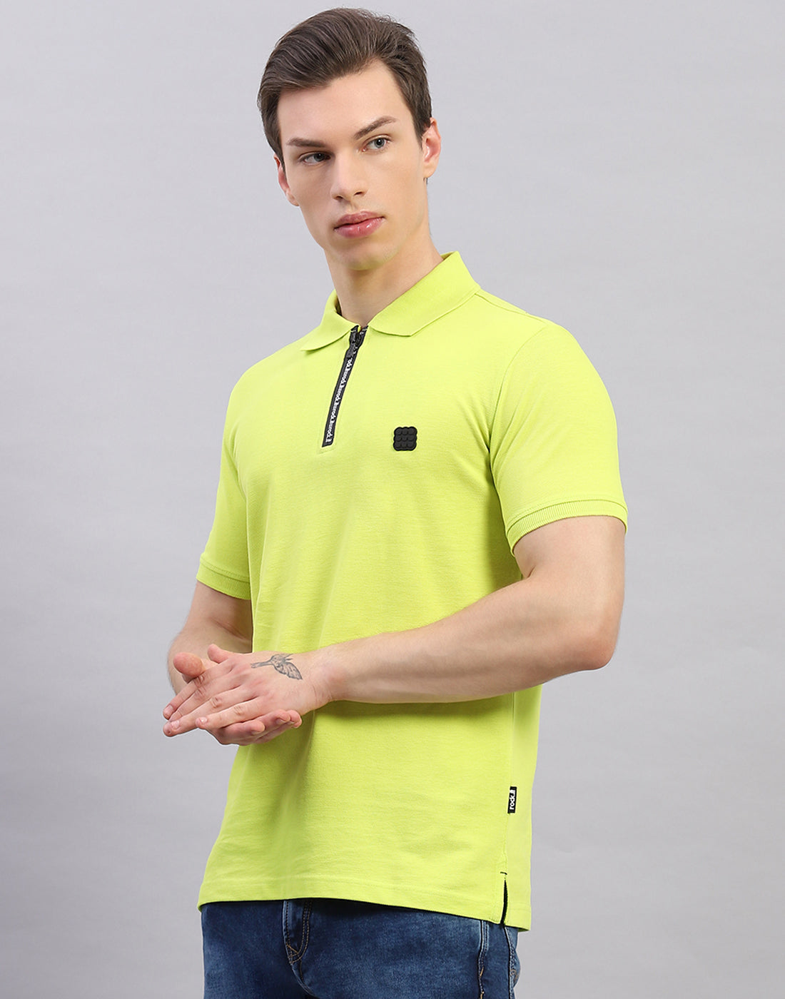 Men Green Solid Polo Collar Half Sleeve T-Shirt