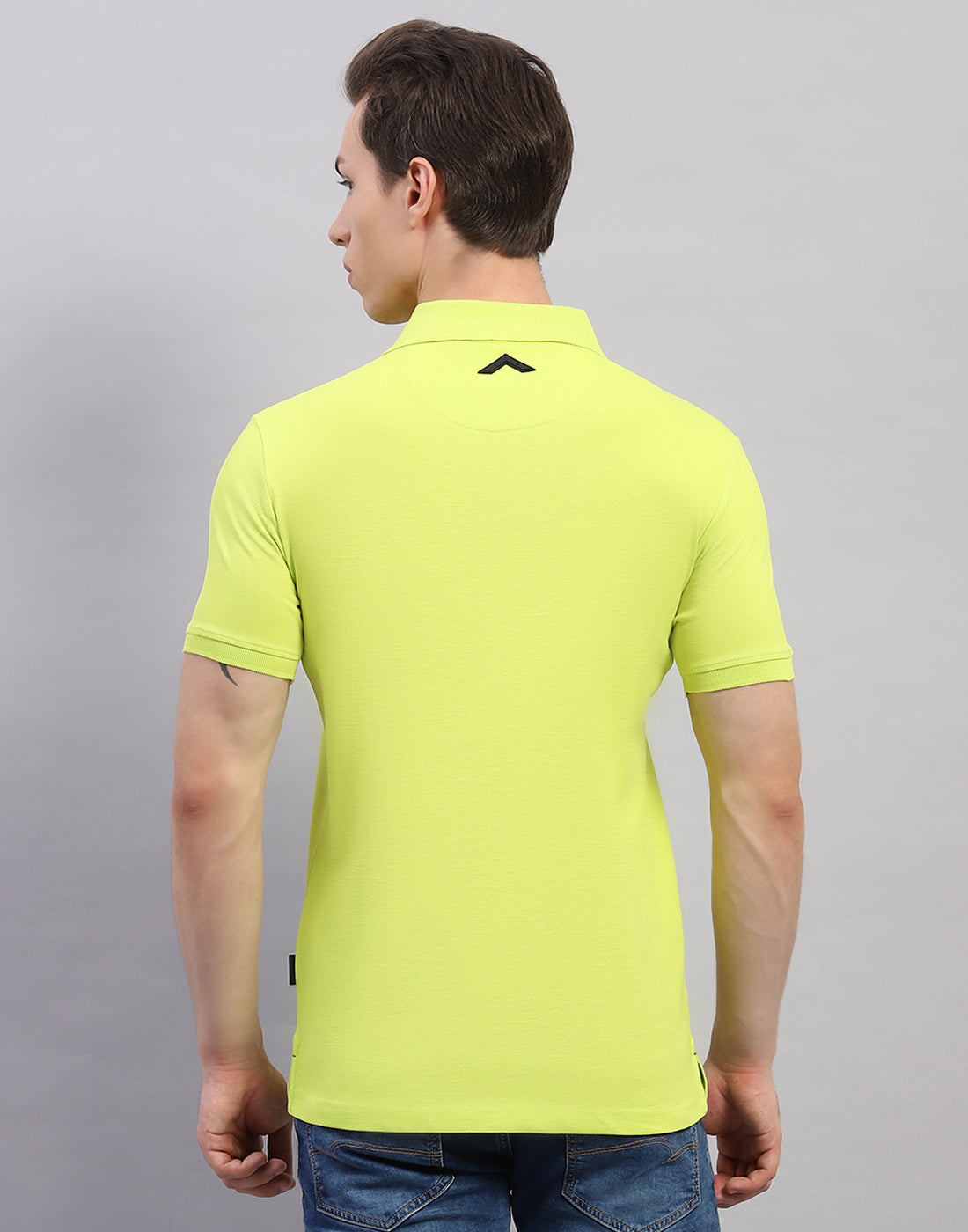 Men Green Solid Polo Collar Half Sleeve T-Shirt