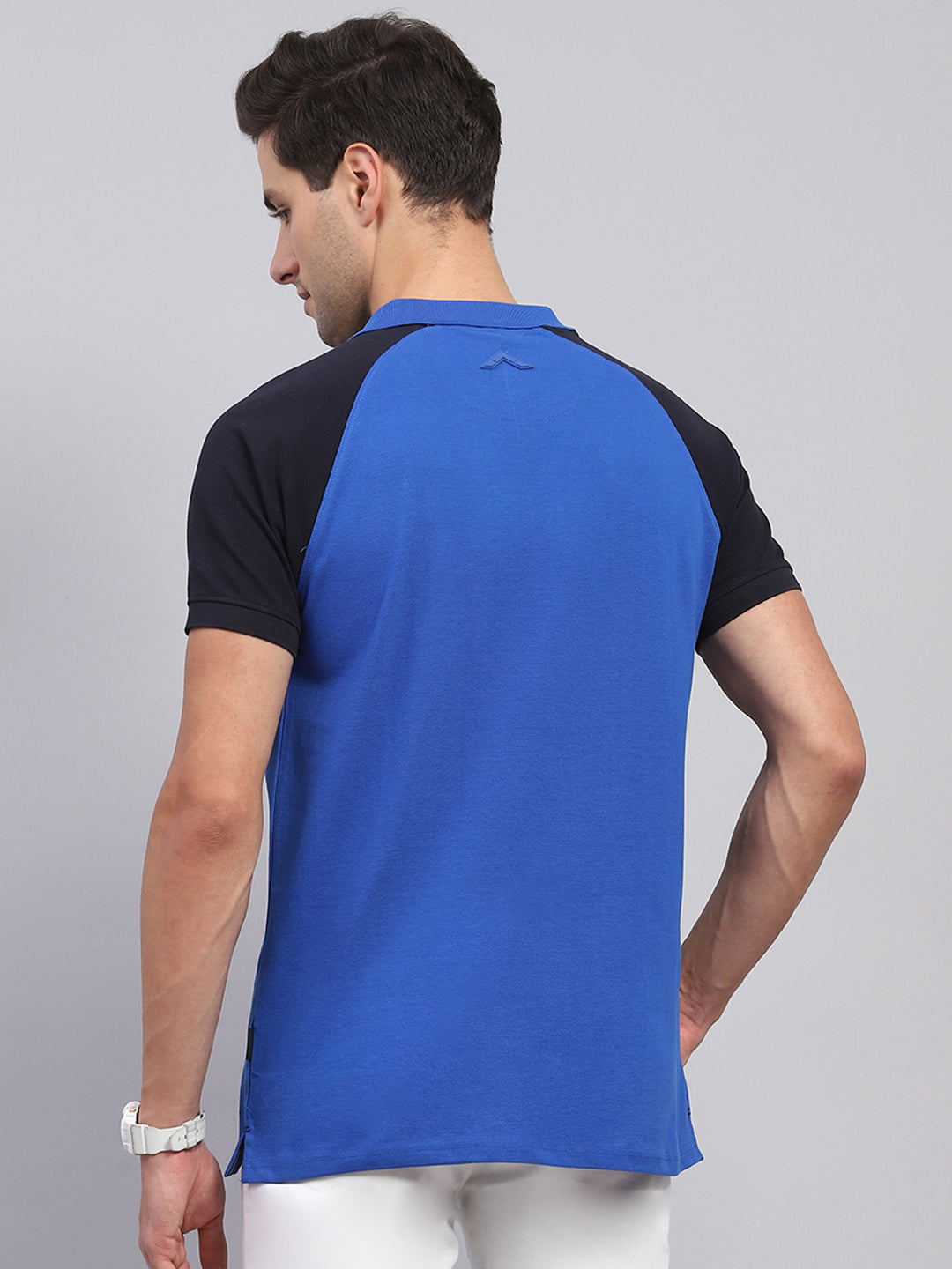 Men Blue Solid Collar Half Sleeve T-Shirt