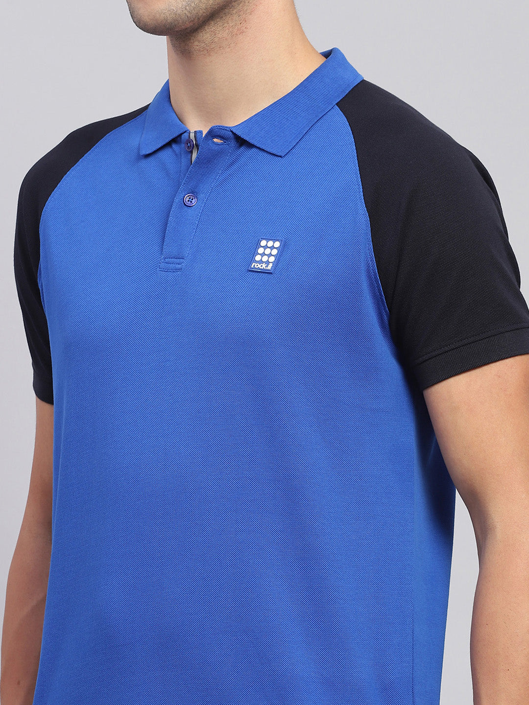 Men Blue Solid Collar Half Sleeve T-Shirt