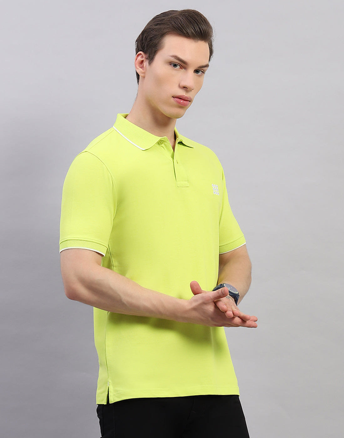 Men Green Solid Polo Collar Half Sleeve T-Shirt