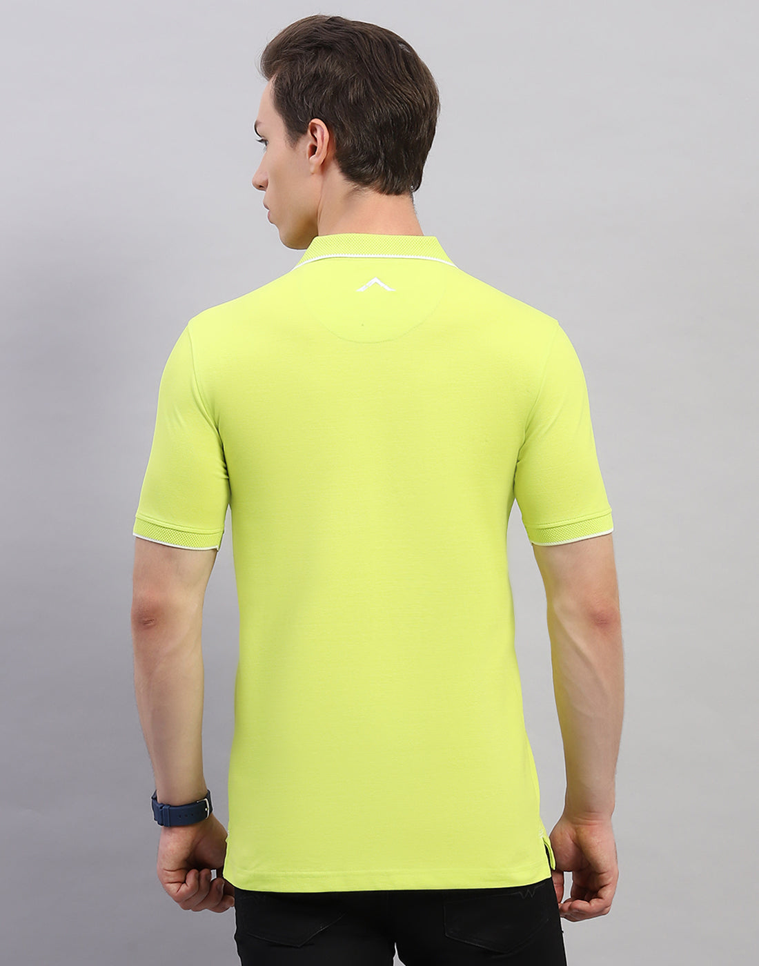 Men Green Solid Polo Collar Half Sleeve T-Shirt