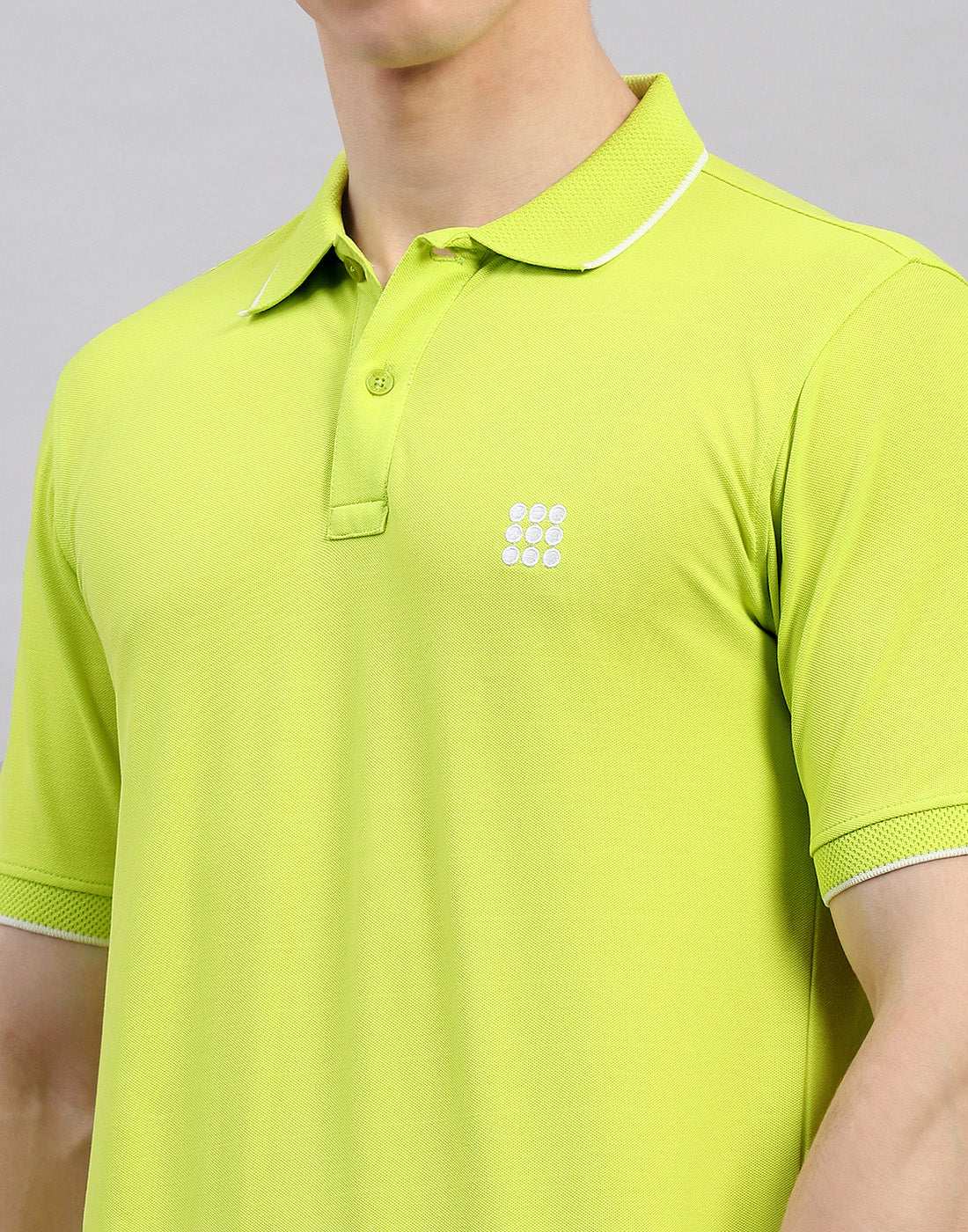 Men Green Solid Polo Collar Half Sleeve T-Shirt