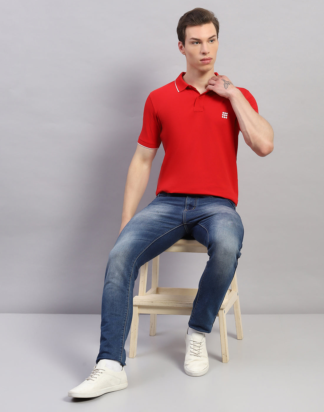 Men Red Solid Polo Collar Half Sleeve T-Shirt