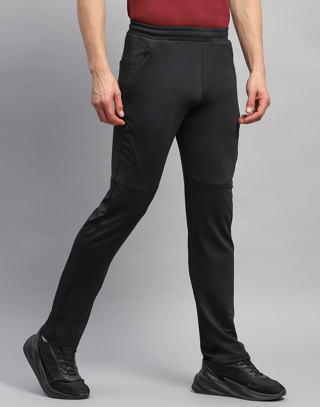 Men Black Solid Regular Fit Lower