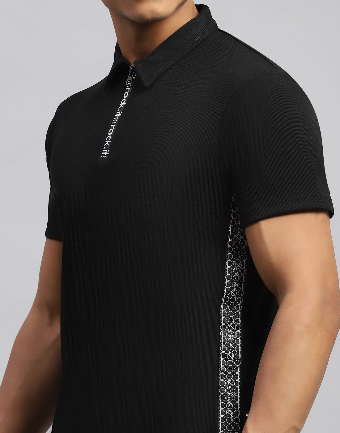 Men Black Solid Polo Collar Half Sleeve T-Shirt