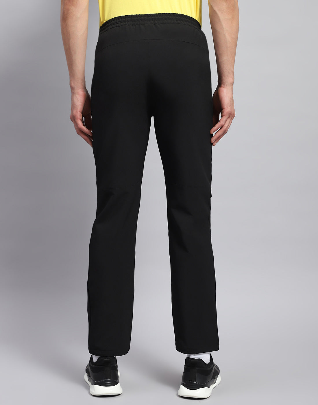 Men Black Solid Regular Fit Jogger