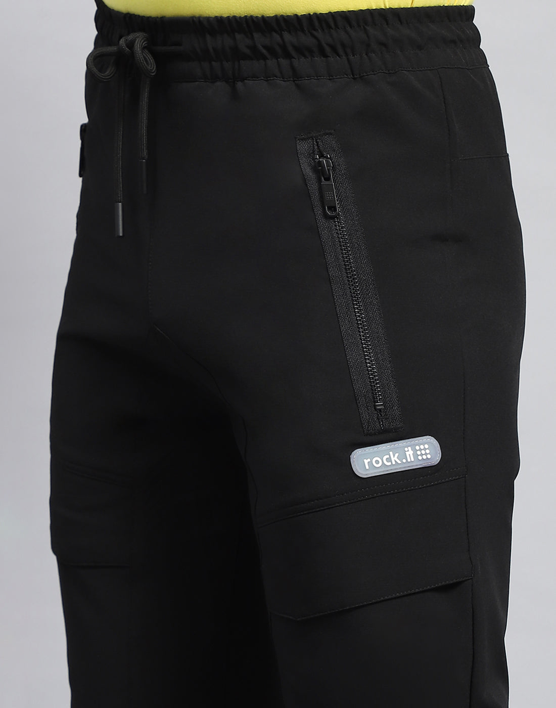 Men Black Solid Regular Fit Jogger