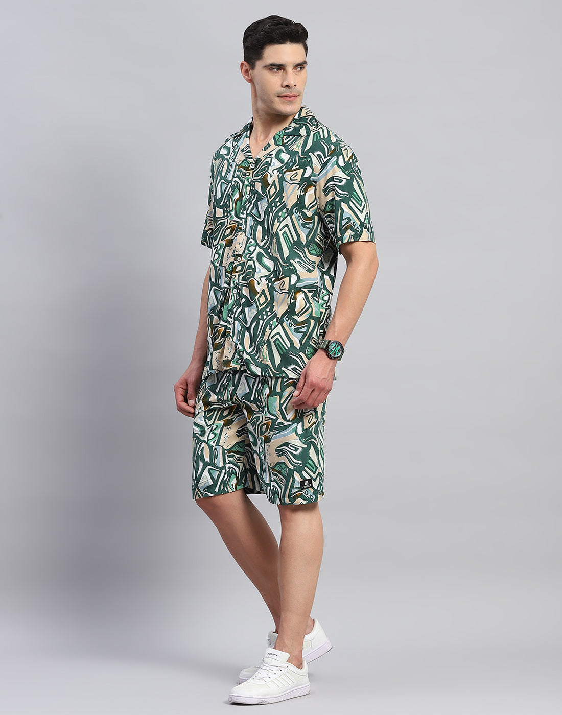 Men Green Printed Round Neck Half Sleeve Cords Set