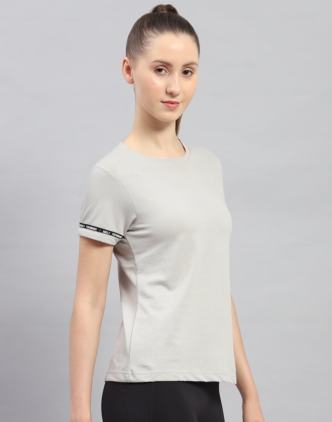 Women Grey Solid Round Neck Half Sleeve Top