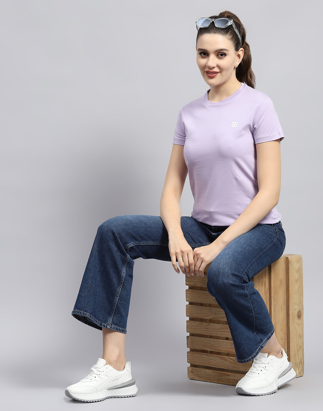 Women Purple Solid Round Neck Half Sleeve Top