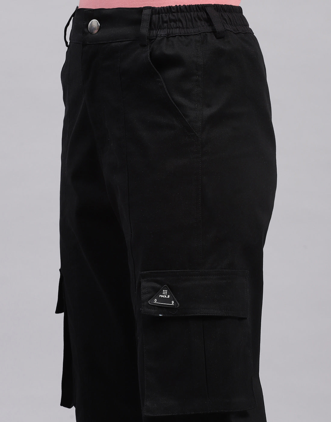 Women Black Solid Regular Fit Trouser