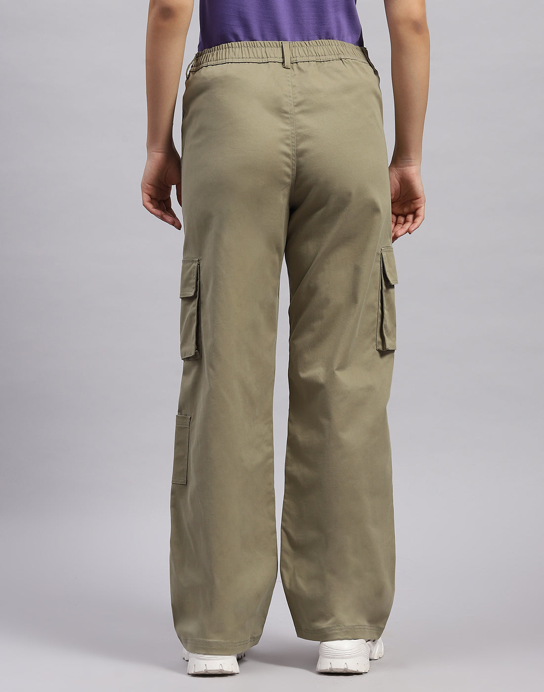 Women Olive Solid Regular Fit Trouser