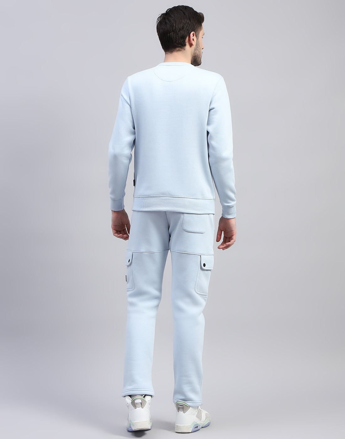 Men Blue Solid Round Neck Full Sleeve Tracksuit