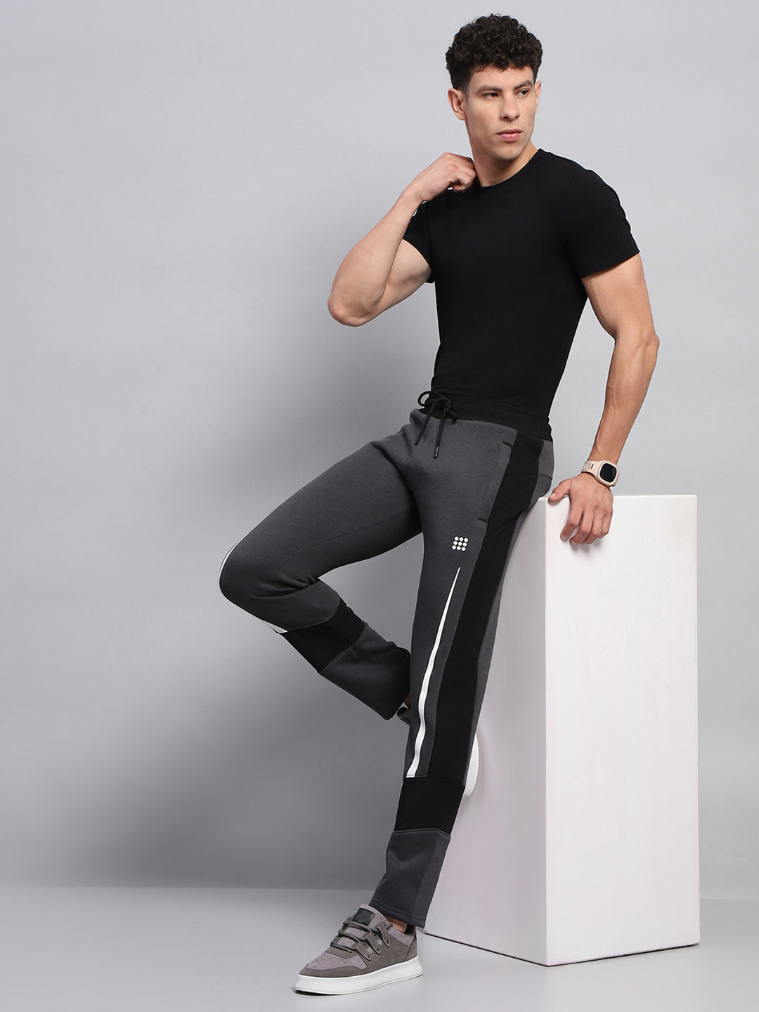 Men Black Solid Regular Fit Lower