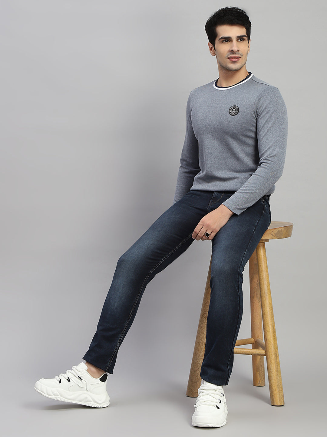 Men Grey Solid Round Neck Full Sleeve T-Shirt