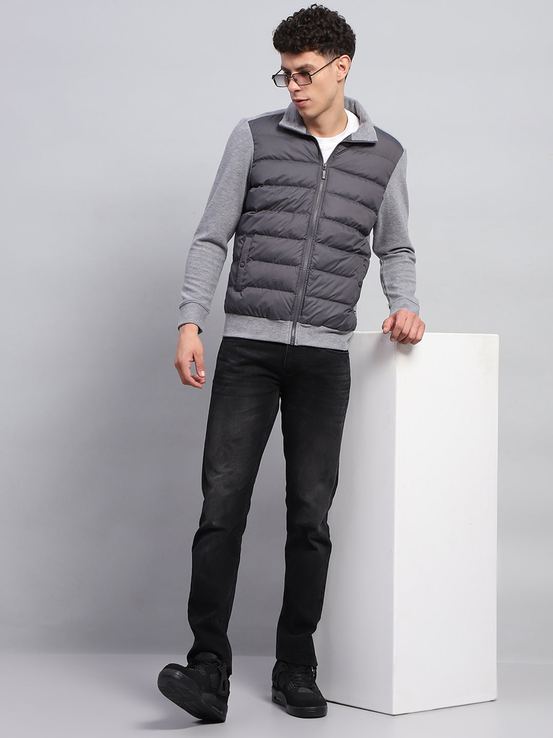 Men Grey Solid Collar Full Sleeve Jacket