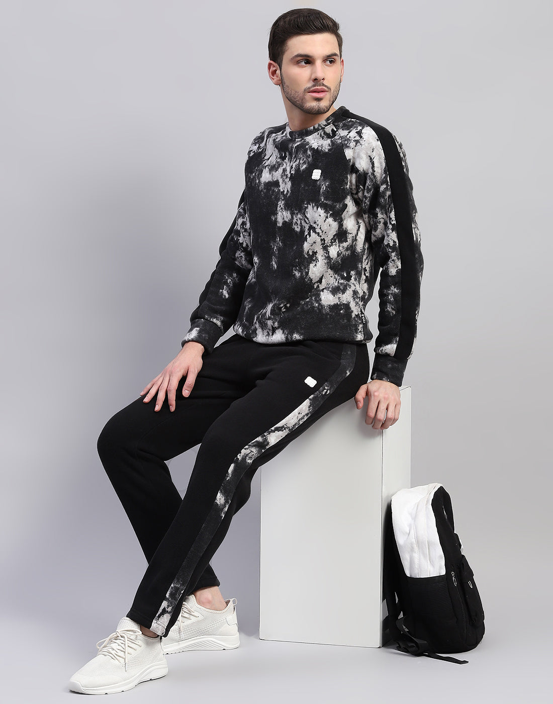 Men Black Printed Round Neck Full Sleeve Tracksuit