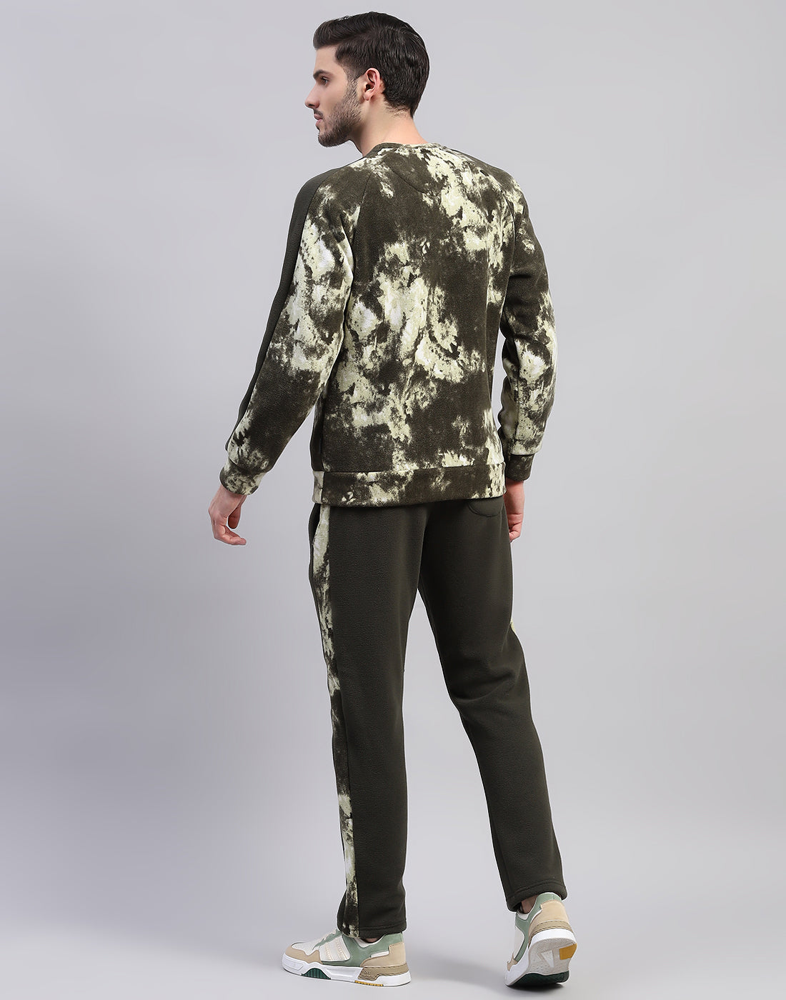 Men Olive Printed Round Neck Full Sleeve Tracksuit