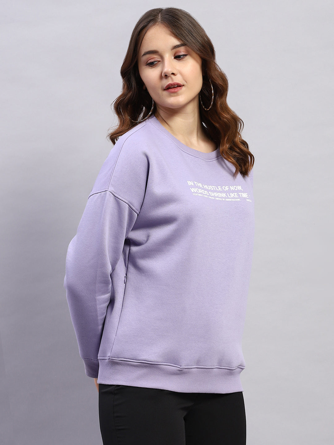 Women Purple Printed Round Neck Full Sleeve Sweatshirt