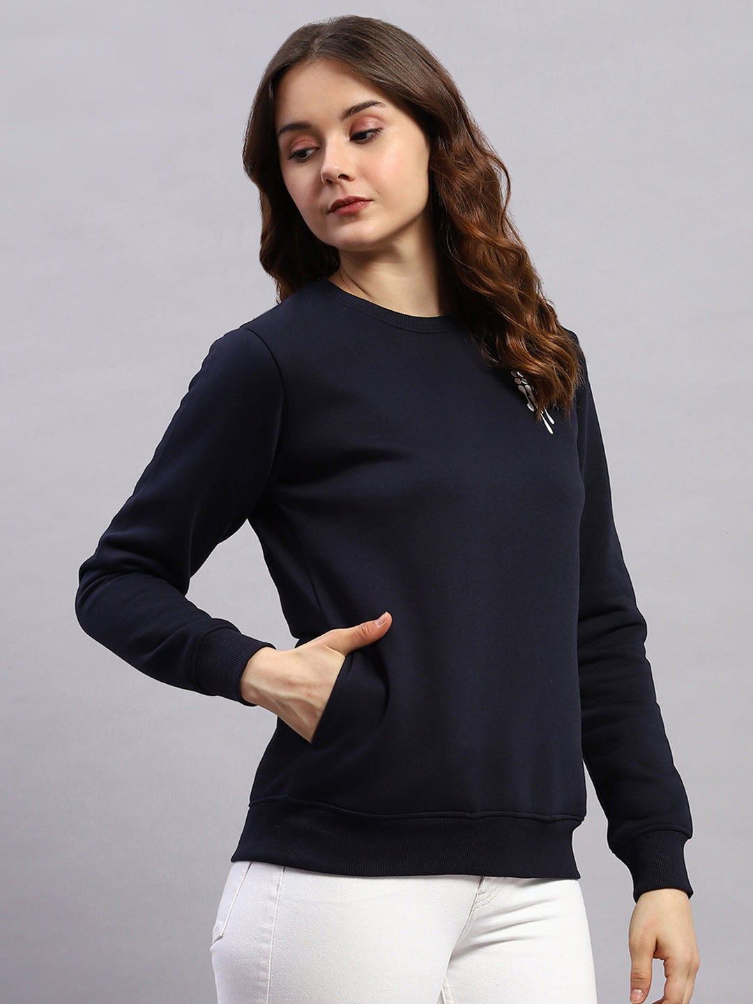 Women Navy Blue Printed Round Neck Full Sleeve Sweatshirt