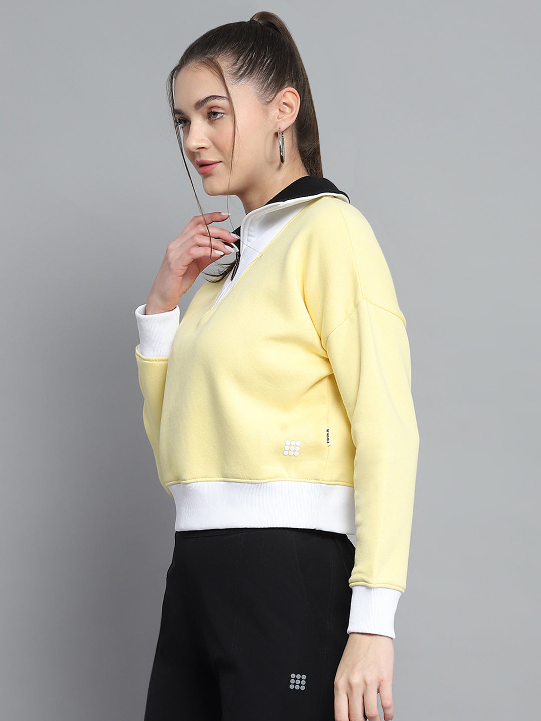 Women Yellow Solid Collar Full Sleeve Sweatshirt