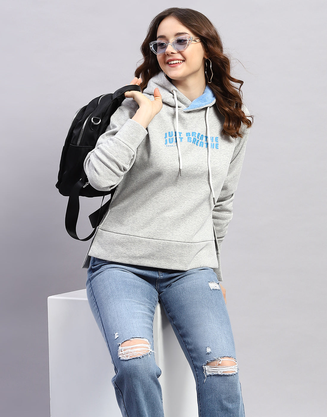 Women Grey Solid Hooded Full Sleeve Sweatshirt