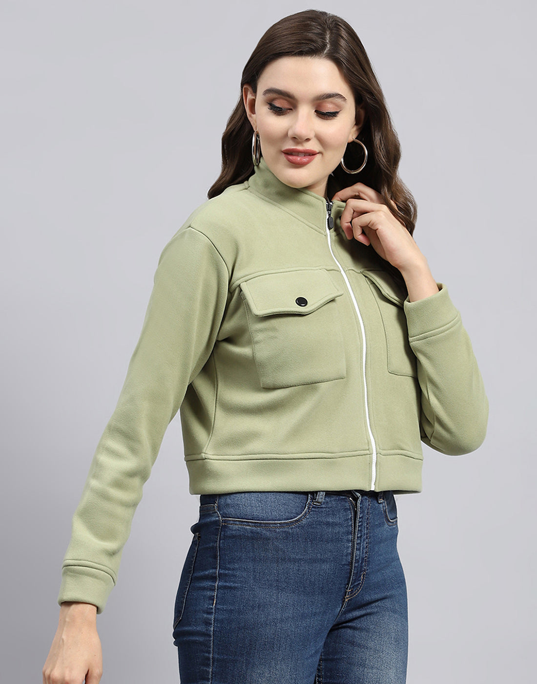 Women Green Solid Turtle Neck Full Sleeve Sweatshirt