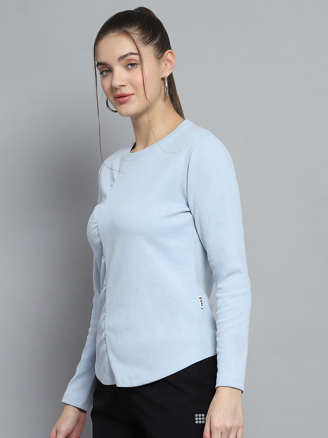 Women Blue Solid Round Neck Full Sleeve Winter Tops