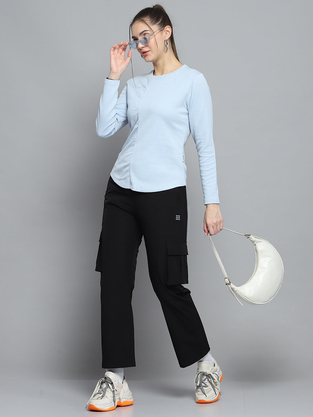 Women Blue Solid Round Neck Full Sleeve Winter Tops