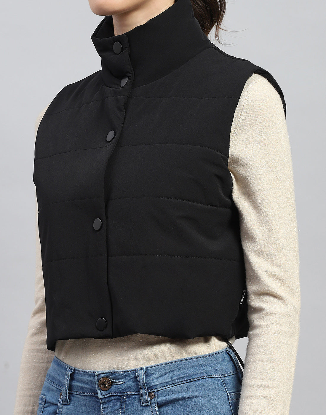 Women Black Solid Mock Neck Sleeveless Jacket