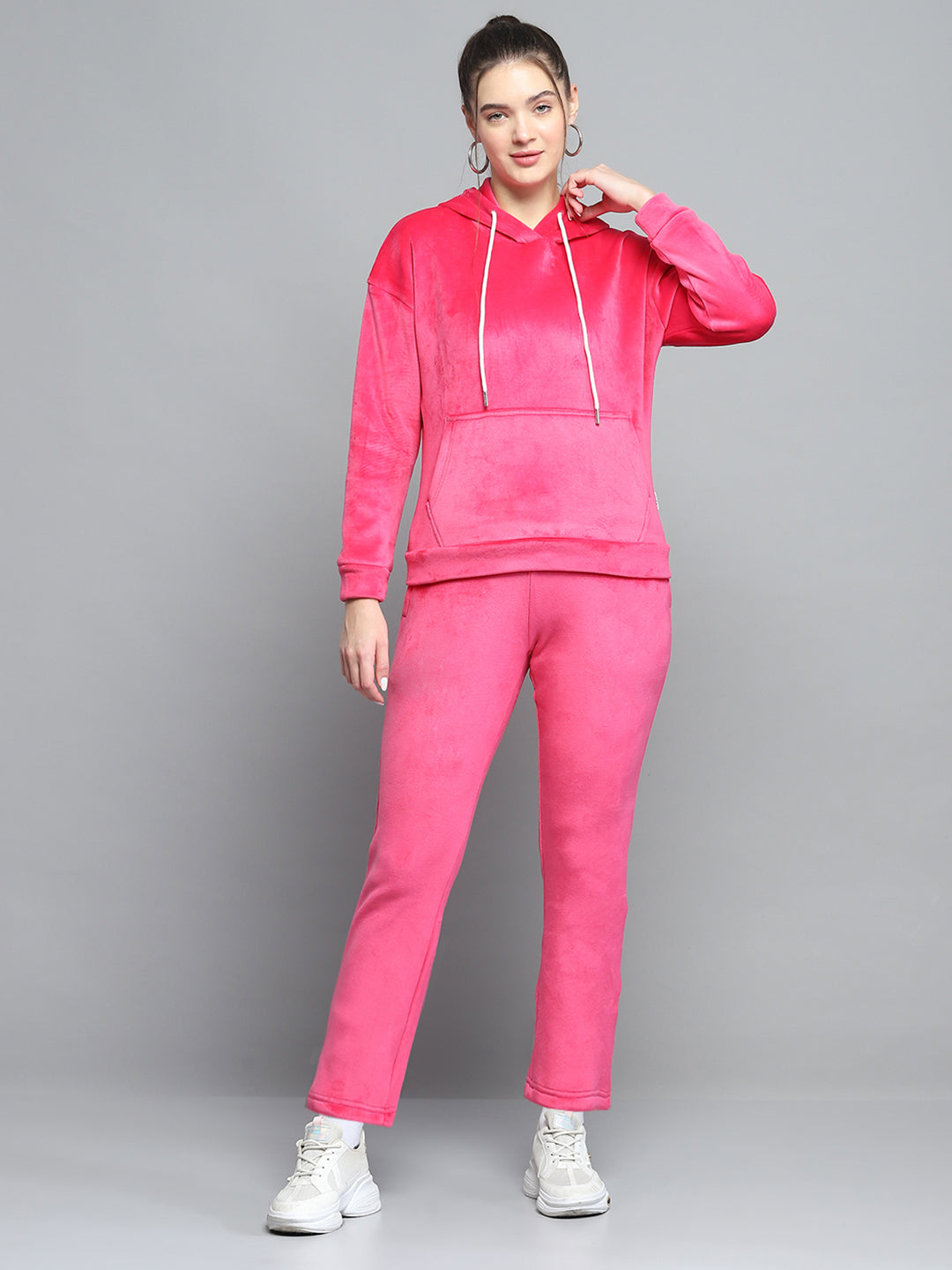 Women Pink Solid Hooded Full Sleeve Tracksuit