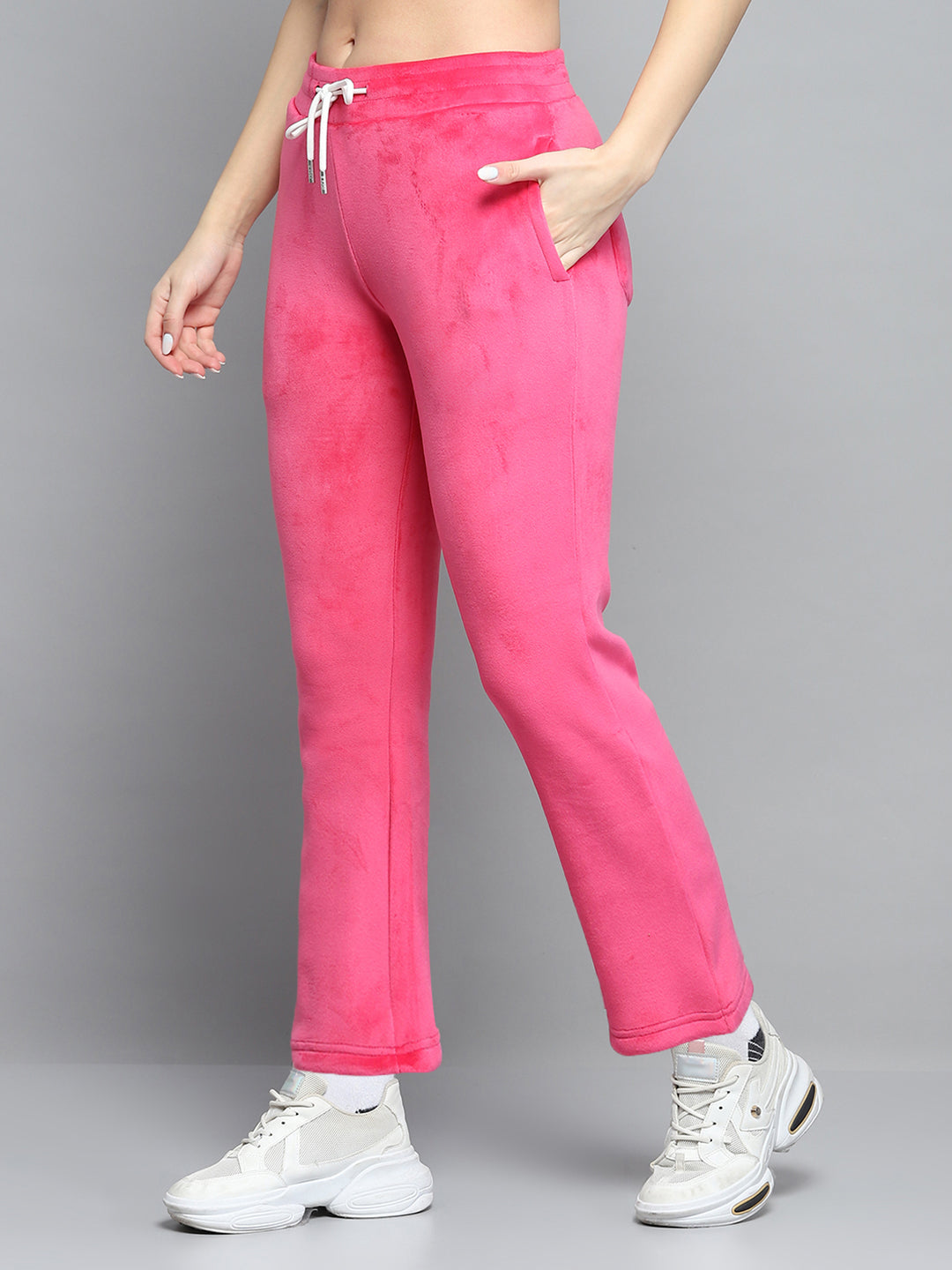 Women Pink Solid Hooded Full Sleeve Tracksuit