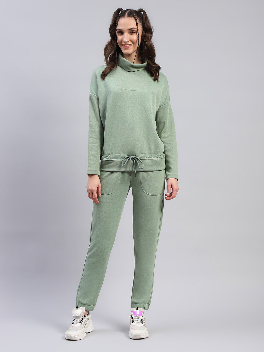 Women Green Solid High Neck Full Sleeve Tracksuit