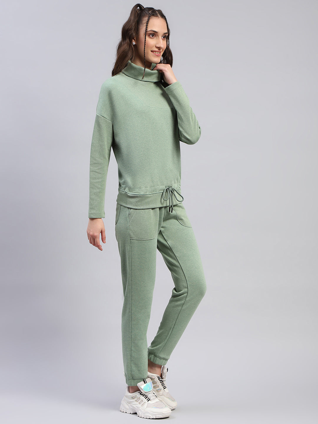 Women Green Solid High Neck Full Sleeve Tracksuit