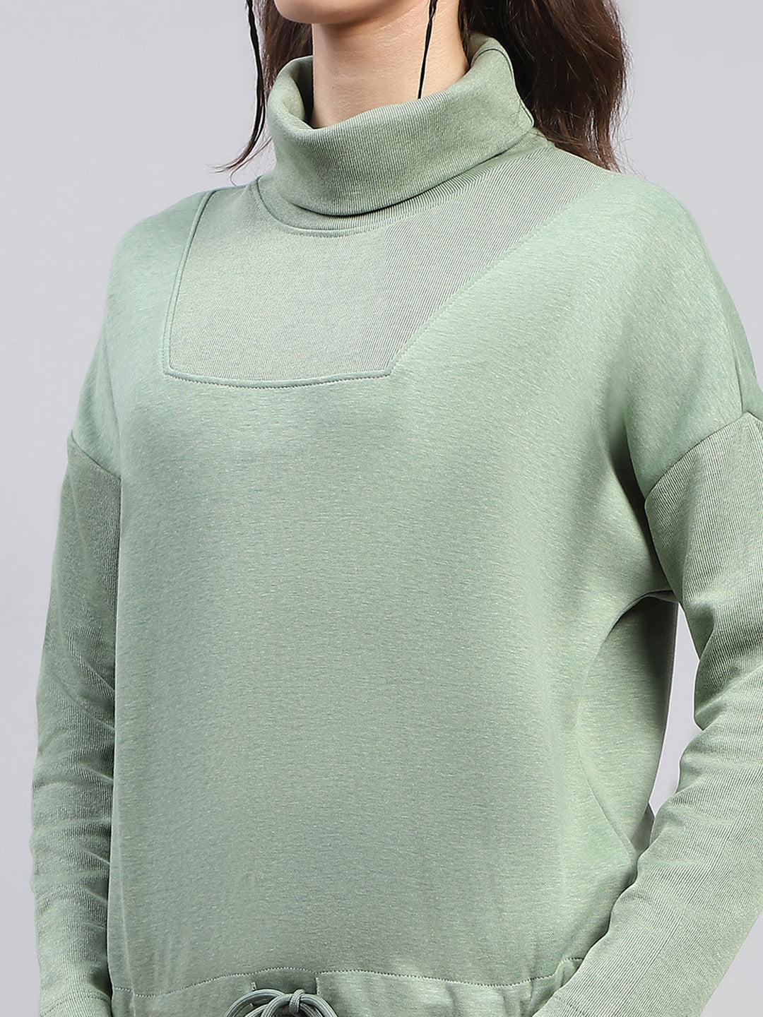 Women Green Solid High Neck Full Sleeve Tracksuit